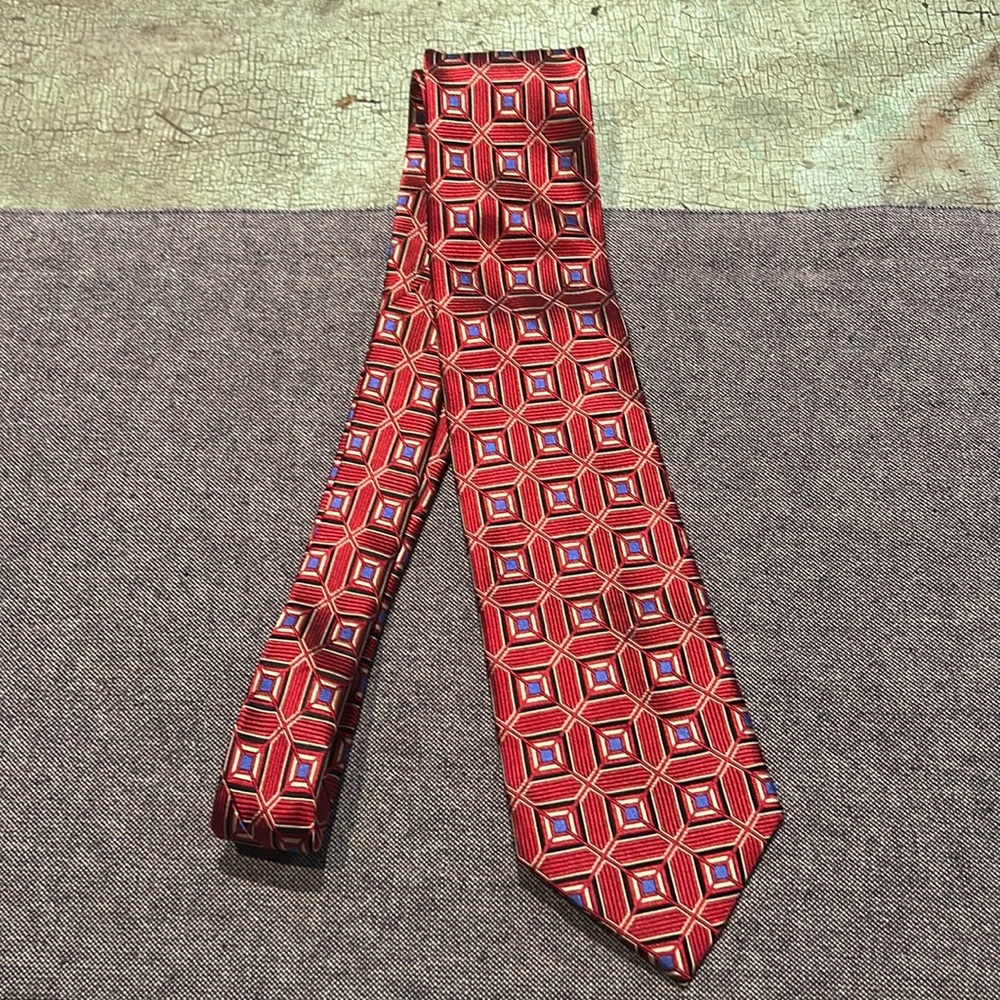 Zionetti Men’s 100% Italian Silk Tie - Red and Blue Geometric Designs